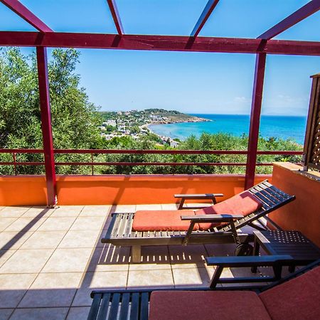 Aeriko Benovias Rooms & Apartments Karfas Exterior foto